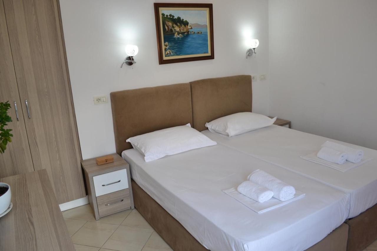 Seaview Penthouse 2 Bedrooms Apartment & Box Garage Vlorë Exteriör bild